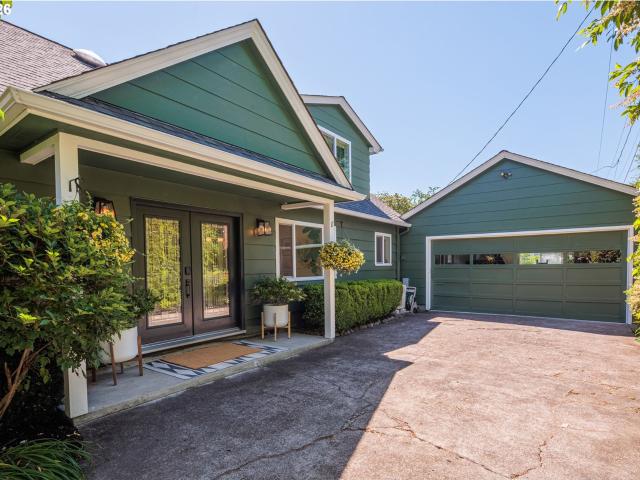 House for sale in Oregonia