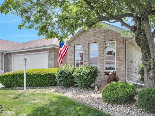 Townhouse for sale in Crown Point, Indiana