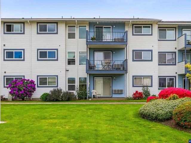 Condo for sale in Oregonia