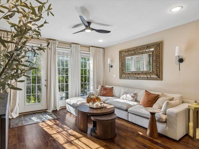 Condo for sale in Fort Worth, Texas