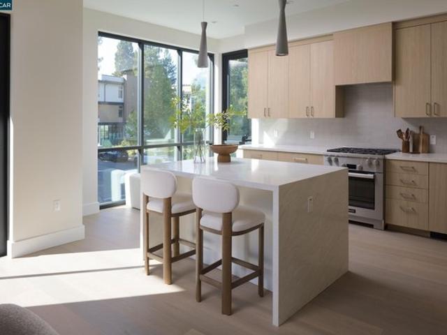 Condo for sale in Lafayette, California