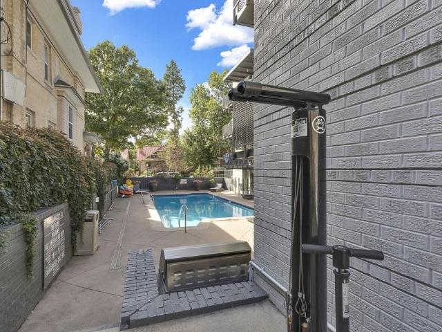 Apartment for rent in Whittier, Denver