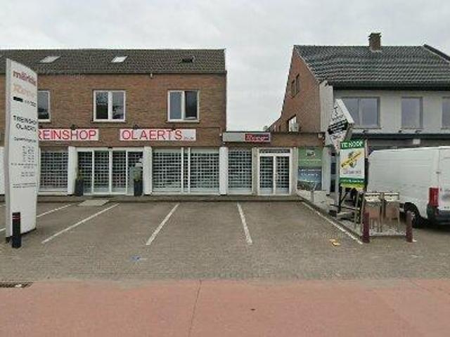 Bureau vente à Diepenbeek, Limburg
