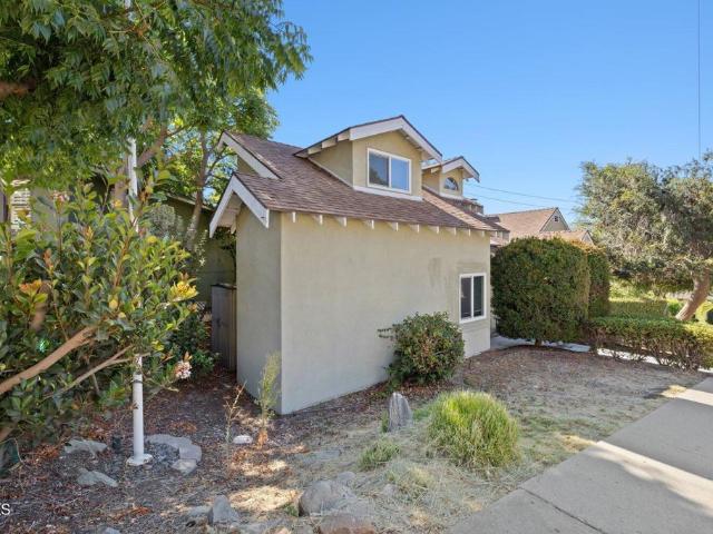 House for sale in Santa Paula, California