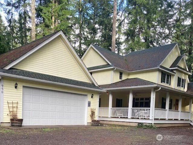 House for sale in Hoodsport, Washington