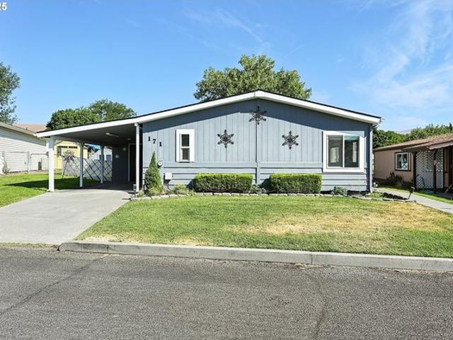 House for sale in Oregonia
