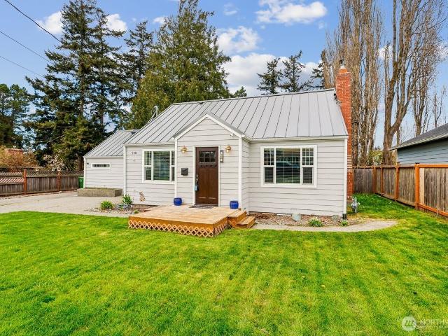 House for sale in Oak Harbor, Washington