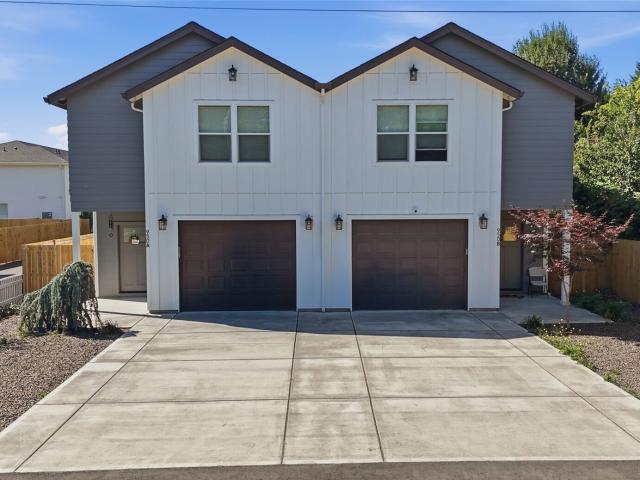 House for sale in Davis Terrace, Kelso