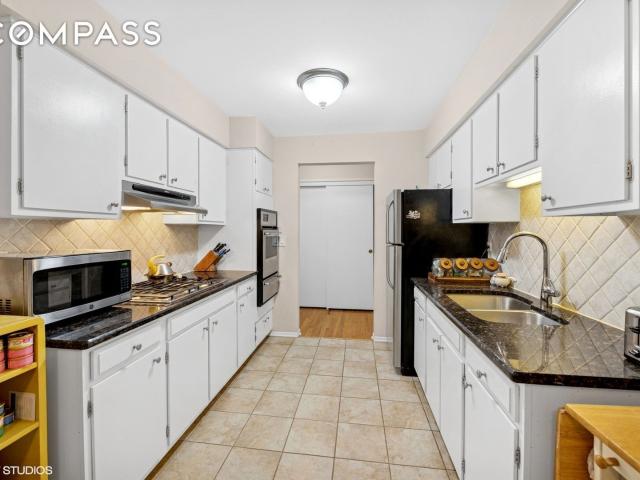 Condo for sale in Oak Park Condo for sale in Oak Park