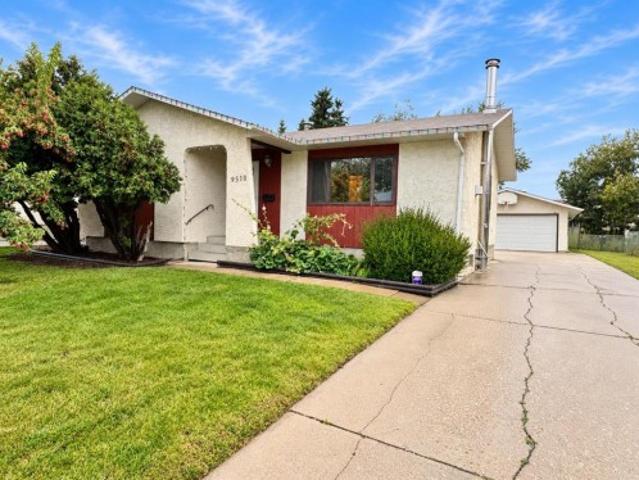 House for sale in Patterson Place, Grande Prairie