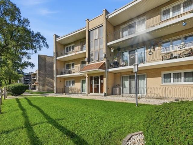 Condo for sale in Hickory Hills, Cook County
