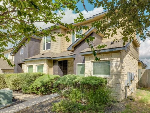Townhouse for sale in Whisper Rising, Manor