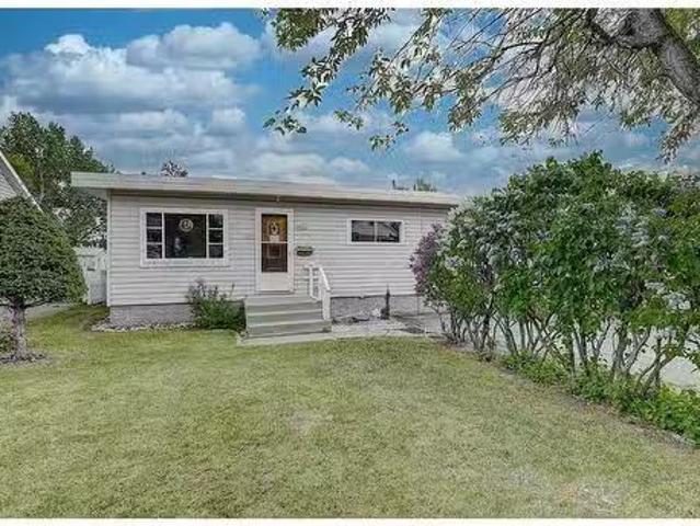 House for sale in Grande Prairie, Alberta