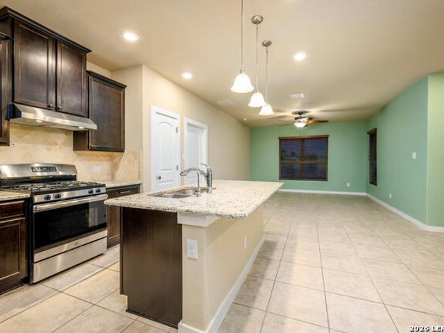 House for sale in Bricewood, Helotes