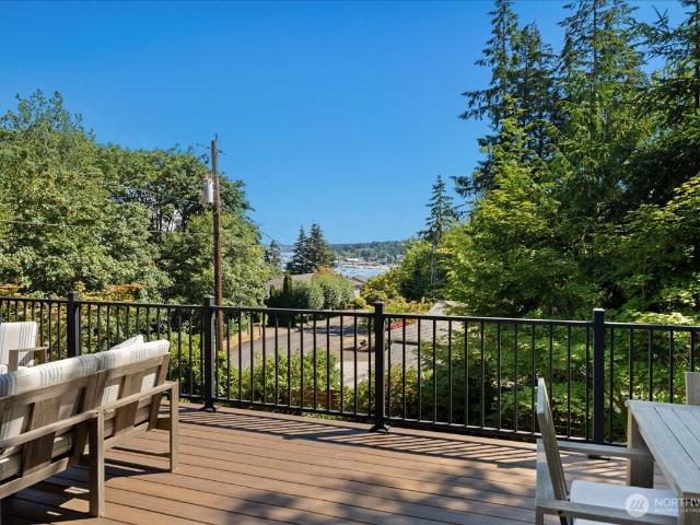 House for sale in Gig Harbor, Washington