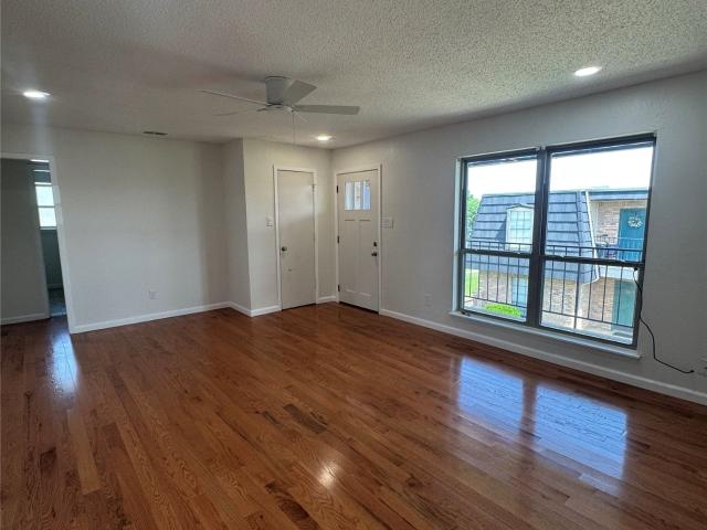 Duplex for rent in Benbrook, Texas