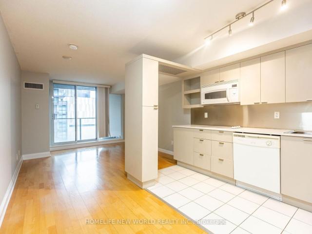 Condo for sale in Spadina—Fort York, Toronto