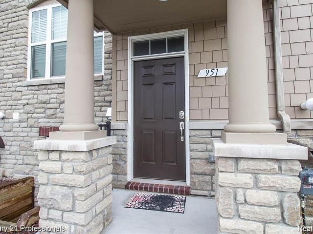Condo for sale in Rochester Hills