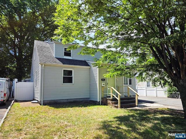 House for sale in Hillside, New Jersey