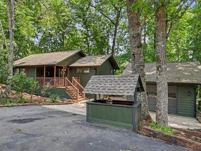 House for sale in Hayesville, North Carolina