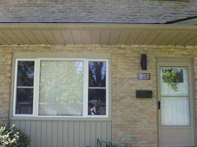 Townhouse for sale in Arva, Ontario