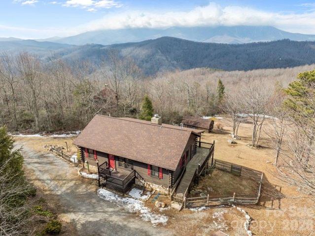 House for sale in Spruce Pine, North Carolina