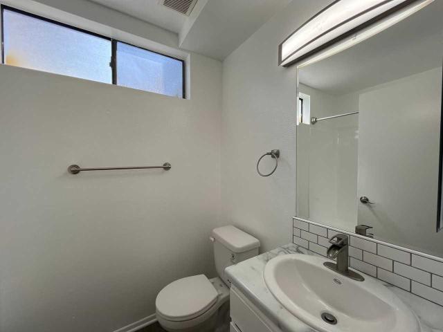 Apartment for rent in Canoga Park, California