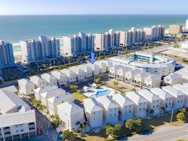 House for sale in Gulf Shores, Alabama