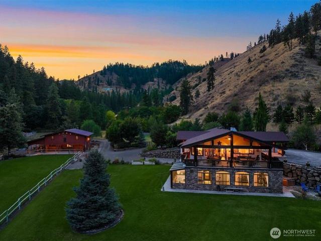 House for sale in Cashmere, Washington