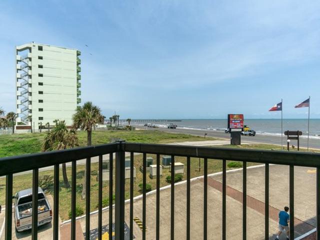 Condo for sale in Galveston, Texas