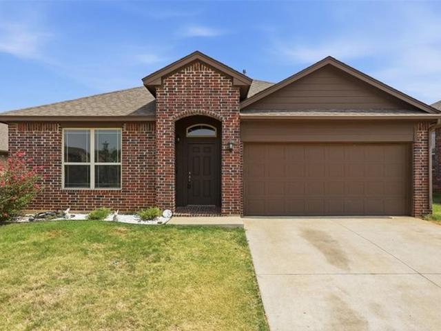 House for sale in Yukon, Oklahoma