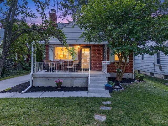 House for sale in Blue Ash, Ohio