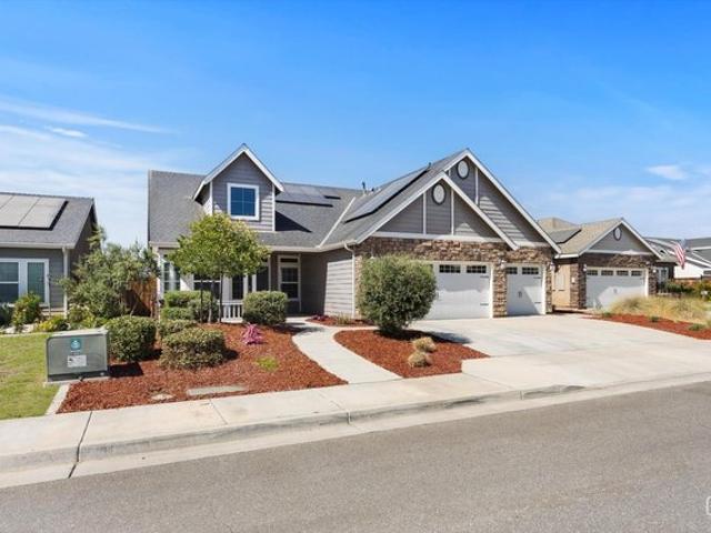 House for sale in Shafter, California