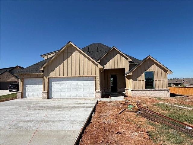 House for sale in Yukon, Canadian County