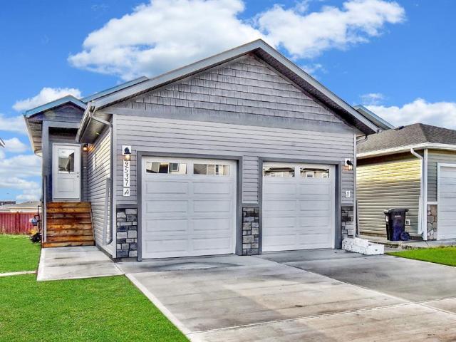 House for rent in Woking, Alberta