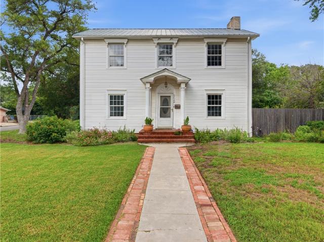 House for sale in Seguin, Texas