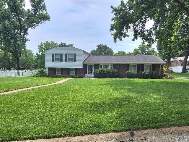 House for sale in Ballwin, Missouri
