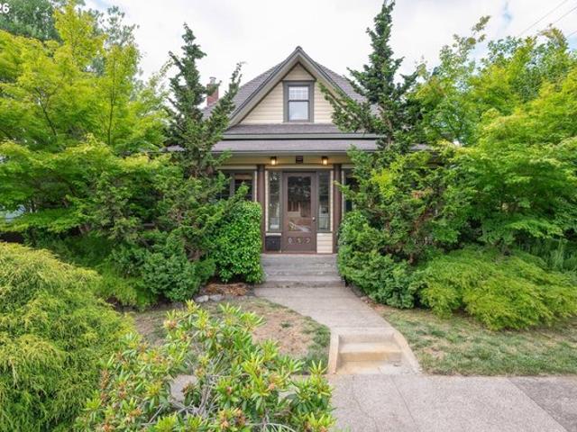 House for sale in Oregonia