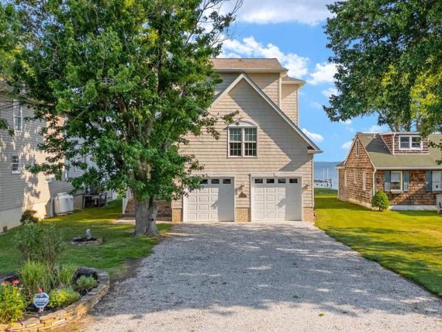 House for sale in Grasonville, Maryland