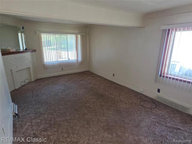 House for sale in Waterford, Michigan