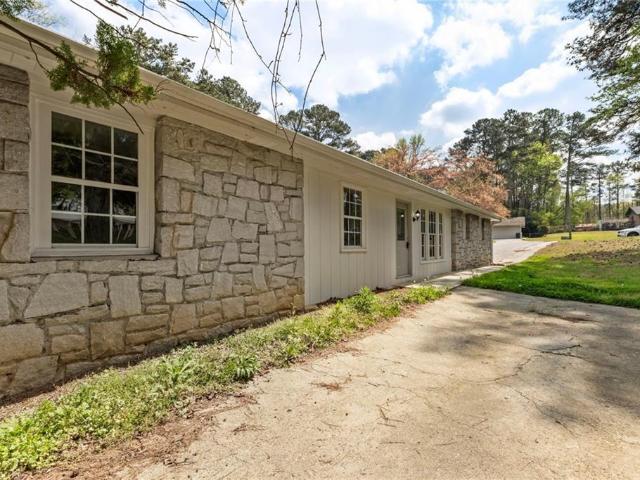 House for sale in Lilburn, Georgia