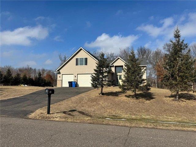 House for sale in Stacy, Minnesota