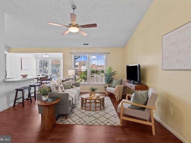 Condo for sale in Nottingham, Maryland