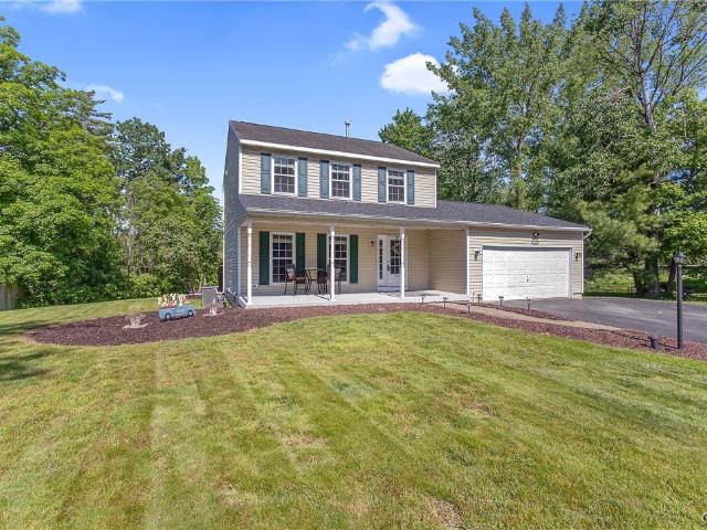 House for sale in Cicero, New York