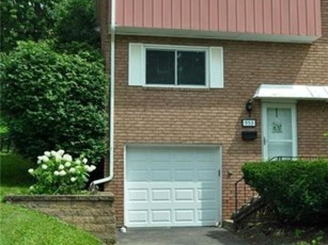 Townhouse for sale in Greensburg, Pennsylvania