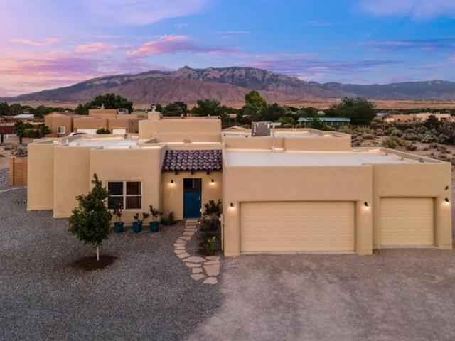 House for sale in Corrales, New Mexico