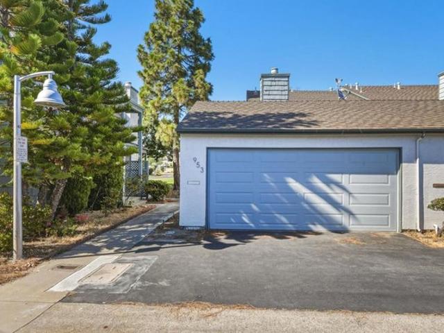 Townhouse for sale in San Mateo, California