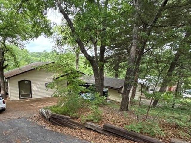House for sale in Pottsboro, Texas