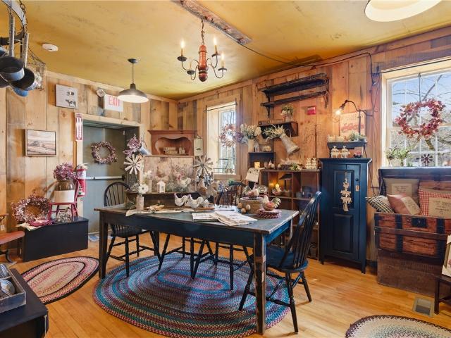 House for sale in Oakland, Rhode Island