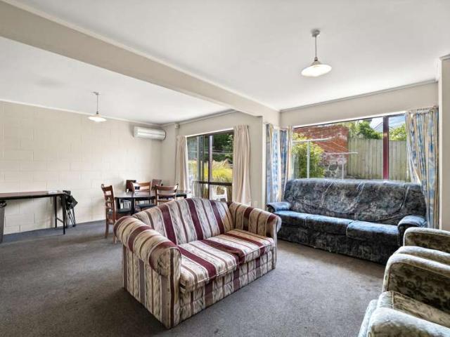 House for sale in Otakou